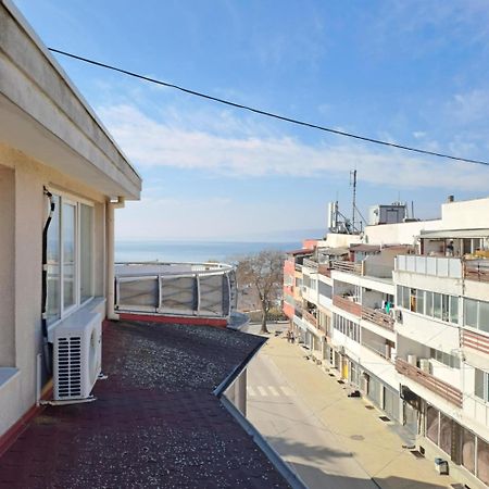 Апартамент Амира 2 Baltsjik Buitenkant foto